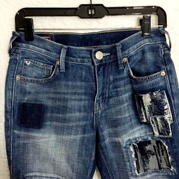 True Religion "Cameron" Patched Distressed Jeans Size 25 - Picture 4 of 12